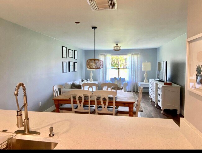 Photo - 13055 Albright Ct Unidad 17