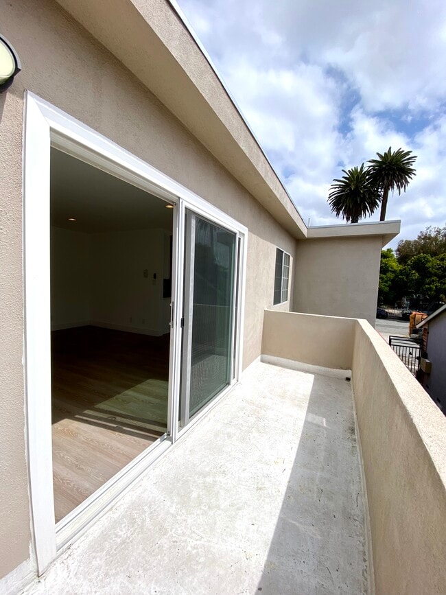 Photo - 1420 Berkeley St