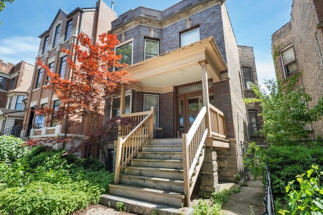 Photo - 1263 W Foster Ave Unit 2