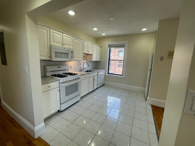 Photo - 18 Dean Rd Unit 3A