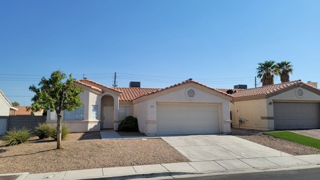 Photo - 319 Mulberry Glen Dr