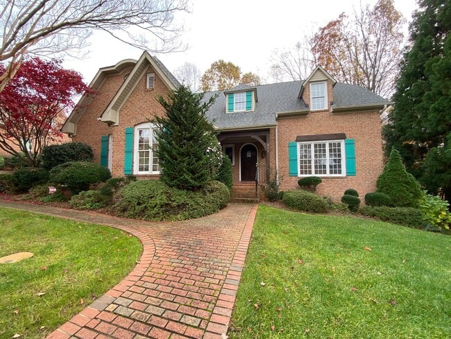 Photo - 330 Coventry Park Ln