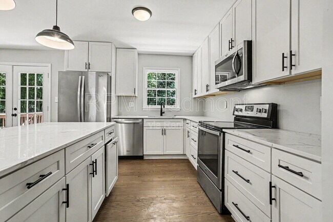 Photo - 2931 Appling Cir