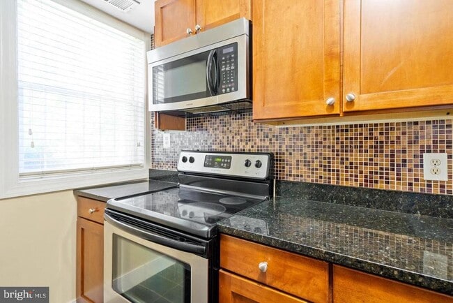 Photo - 2835 Gainesville St SE Unit 101