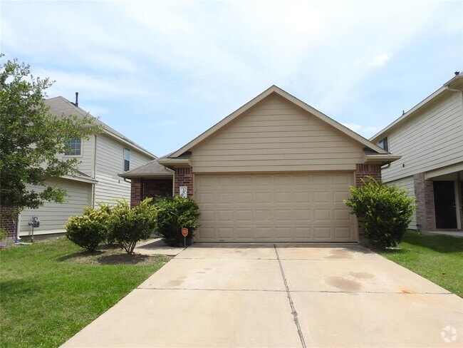 Building Photo - 18719 Dennington Dr Rental