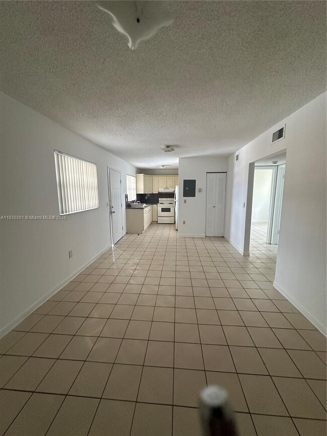 Photo - 120 W 9th St Apartment Unit 102