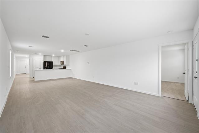 Photo - 1037 Raintree Rd