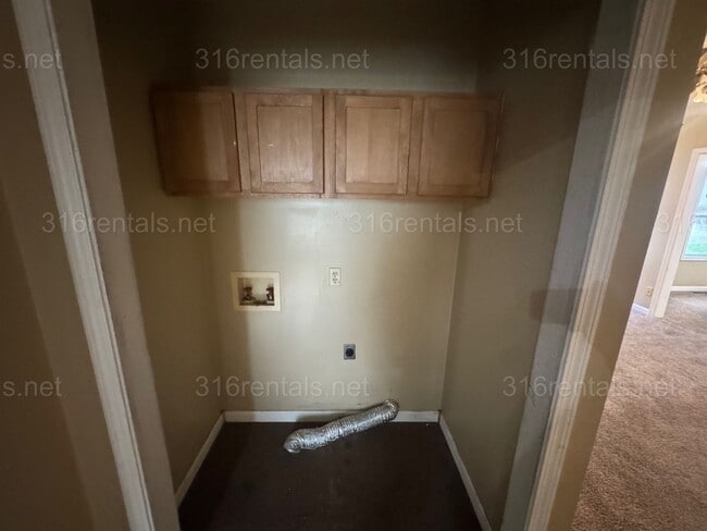 Photo - $1150 - 3 bed 1 bath - Single Family Home