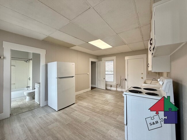 Photo - 23 Branch St Unit 2