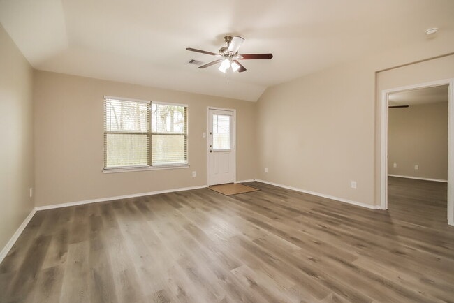 Photo - 19190 Shire Horse Blvd