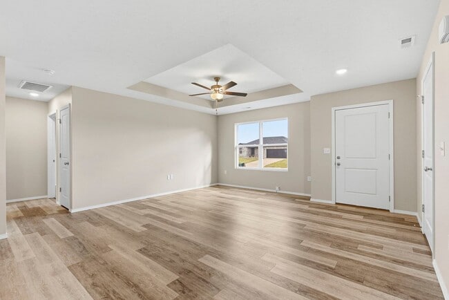 Photo - 3 Bedroom Home - Monett MO