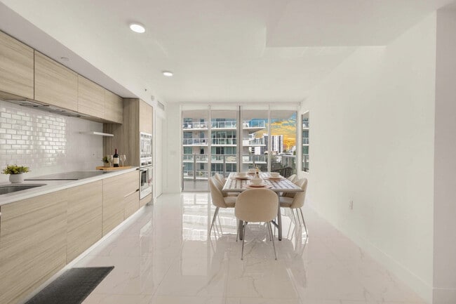 Photo - 6620 Indian Creek Dr Unit ID1380771P