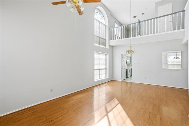 Photo - 1112 Canoe Ln