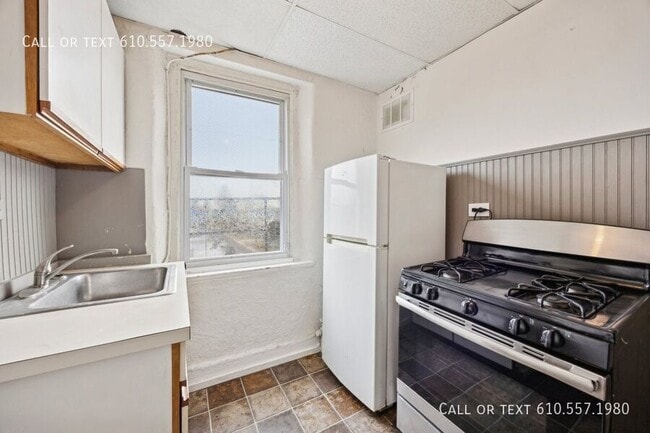 Photo - 447 Sharon Ave Apartment Unit 7