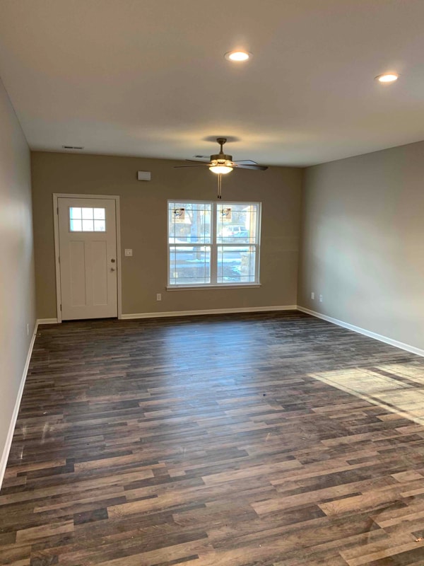 Photo - 715 S Pecan St