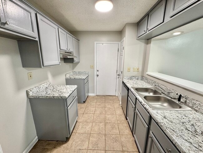 Photo - 7050 Presmond Rd