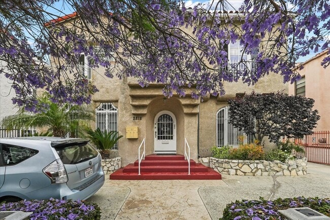 Building Photo - 2818 S Bronson Ave Unit #B