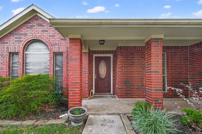 Photo - 3717 E Pin Oak Dr