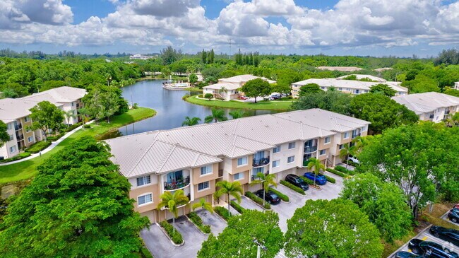 Building Photo - 600 Crestwood Ct N Unit 609 Rental