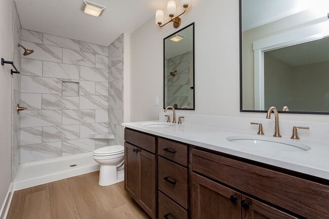 Photo - Southwest Prairie Trail Townhomes - 3 Bed ...