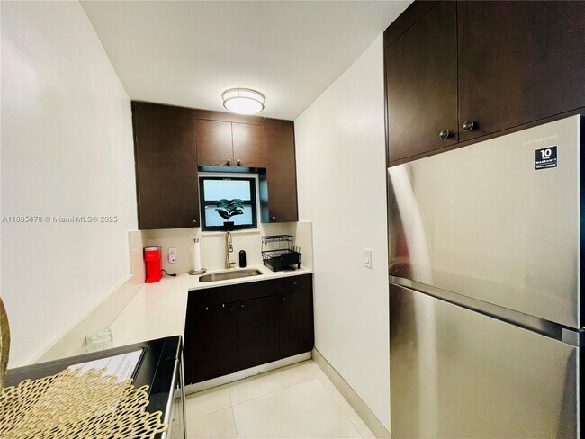 Photo - 38 NW 52nd St Unidad 1