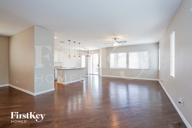 Photo - 7340 Chesapeake Cove St