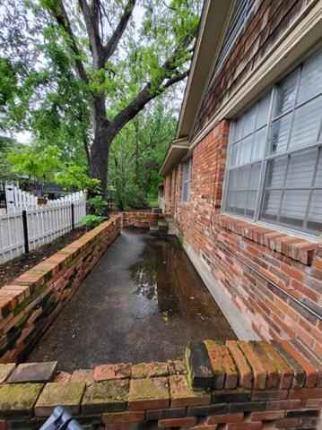 Photo - 1006 W Lamar St