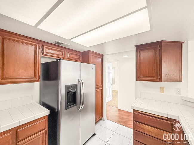 Photo - 2B/2BA Condo in Mira Mesa Available for Rent!