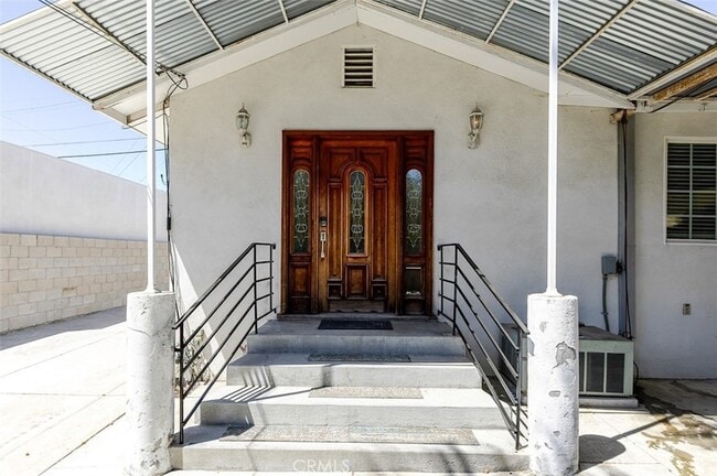 Photo - 1217 Elm Ave