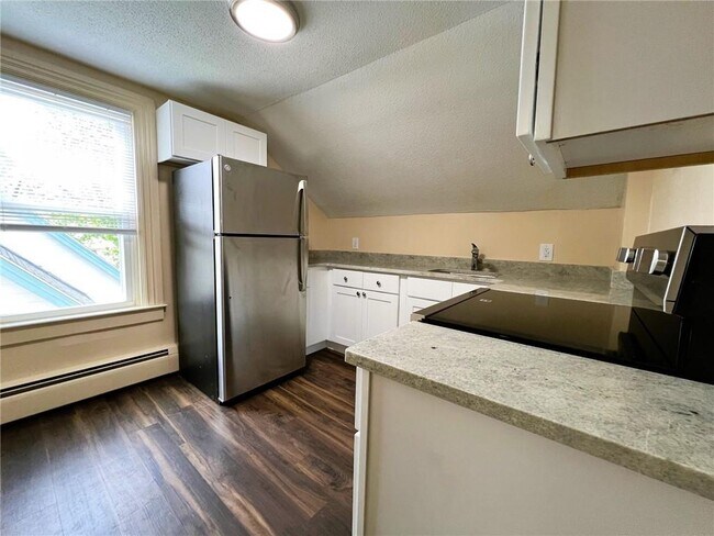 Photo - 85 Orchard St Unit 3