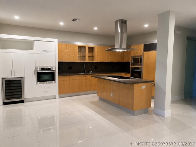 Photo - 1094 Bluewood Terrace