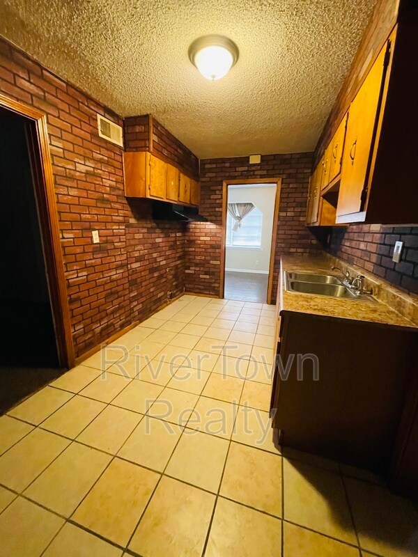 Photo - 4860 Leonard Rd