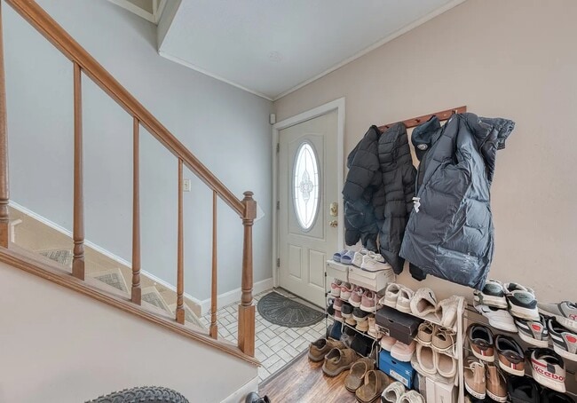 Photo - 69 Lynwood Dr