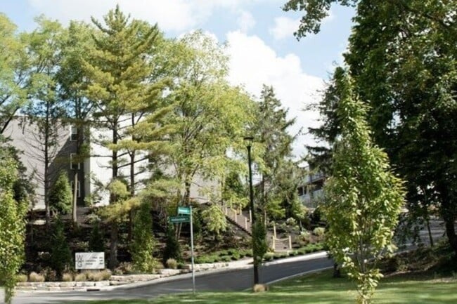 Building Photo - Worthington Gardens Apartments