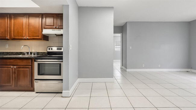 Photo - 626 SW 14th Ave Unidad 114