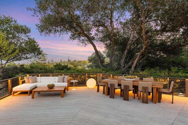 Photo - 745 Endfield Way