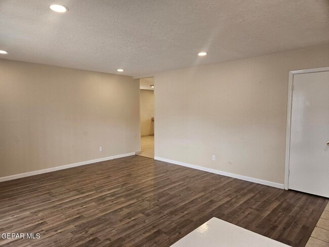 Photo - 6816 Alto Rey Ave