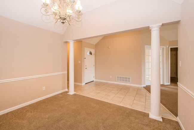 Photo - 938 Classic Cove