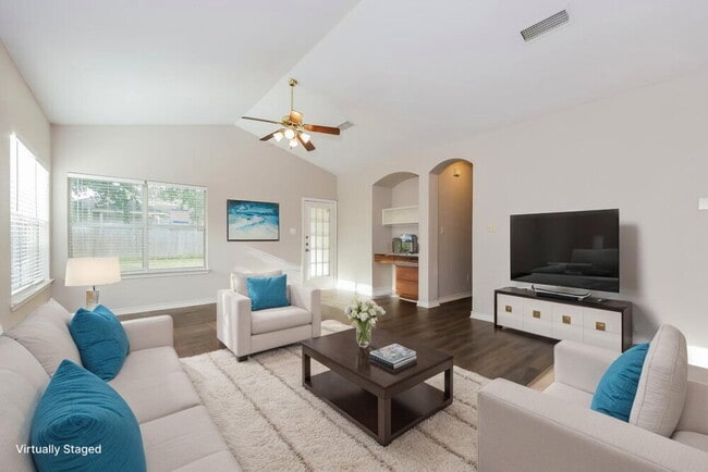 Photo - 1824 Alanbrooke Dr