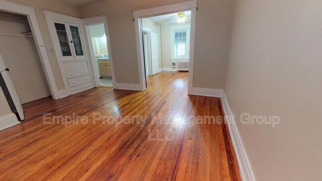 Photo - 566 Park Ave