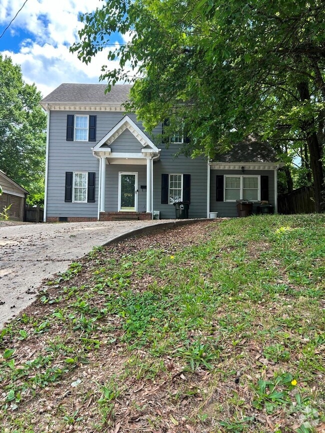 Building Photo - 1709 Rolling Rd Rental