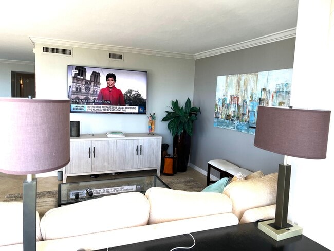 Photo - 5555 Heron Point Dr Unit 802