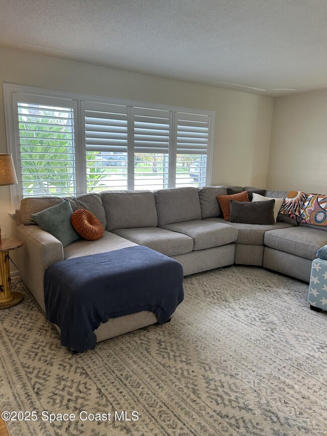 Photo - 1380 Holiday Blvd