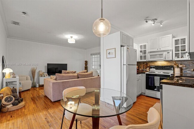 Photo - 45 Antilla Ave Unit 3C