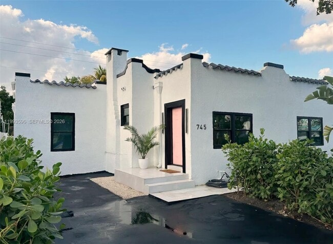 Building Photo - 745 NW 47th Terrace