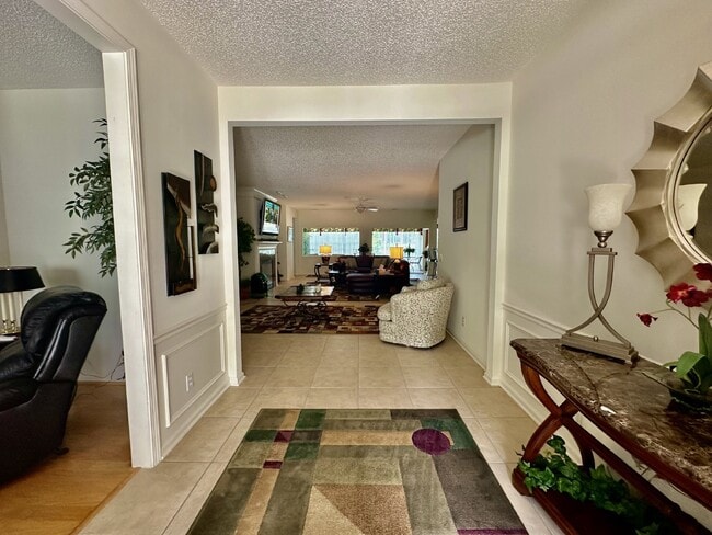 Photo - Large Beautifully Furnished Home in Sun City!