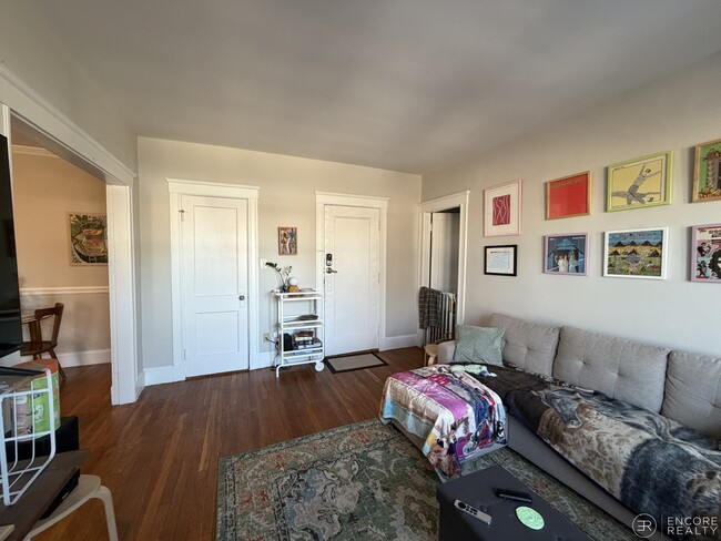 Photo - 23 Gray St Unit 4