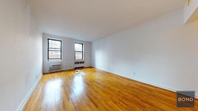 Building Photo - 432 E 83rd St Unit 5B Rental