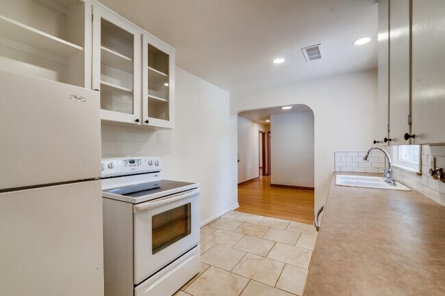 Photo - 623 S Grant Ave