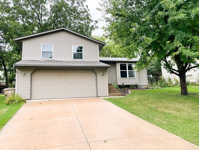 Building Photo - Entire 3BR/2BA house, available for rent!